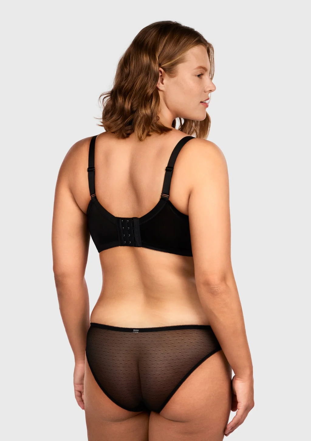 The Amélia Lace Bra
